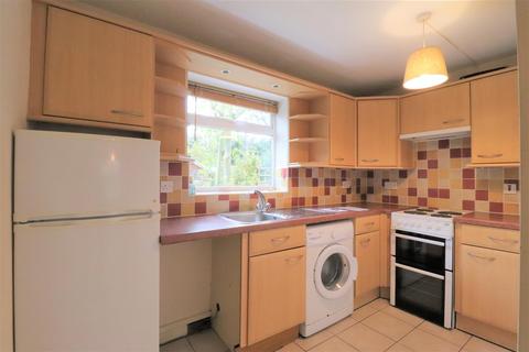 65 Denton Close, Kenilworth, CV8 1BJ