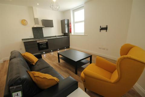 2 bedroom apartment to rent, Osborne Terrace, Jesmond, Newcastle Upon Tyne