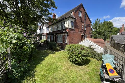 7 bedroom semi-detached house to rent, St. Michaels Villas,  Leeds, LS6