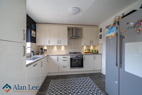 31 Barnside Way, Tytherington, Macclesfield, SK10 2TZ