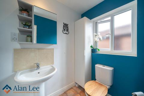 31 Barnside Way, Tytherington, Macclesfield, SK10 2TZ