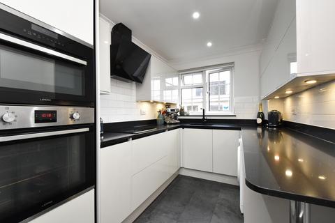 2 bedroom apartment for sale, Oaklands Road Bromley BR1