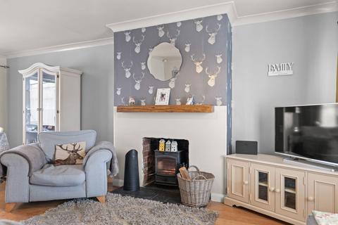 73 Avon Walk, Featherstone, Pontefract, WF7 6JS