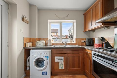 73 Avon Walk, Featherstone, Pontefract, WF7 6JS