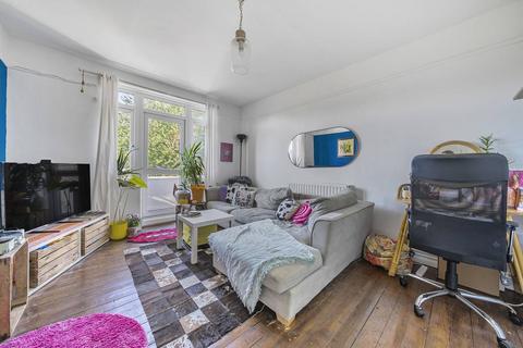 2 bedroom flat for sale, Melbourne Grove, East Dulwich, London, SE22