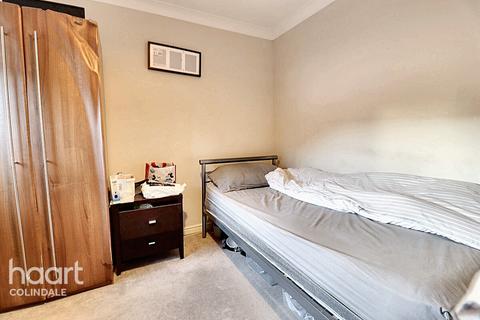 24 Ajax Avenue, London, NW9 5EY