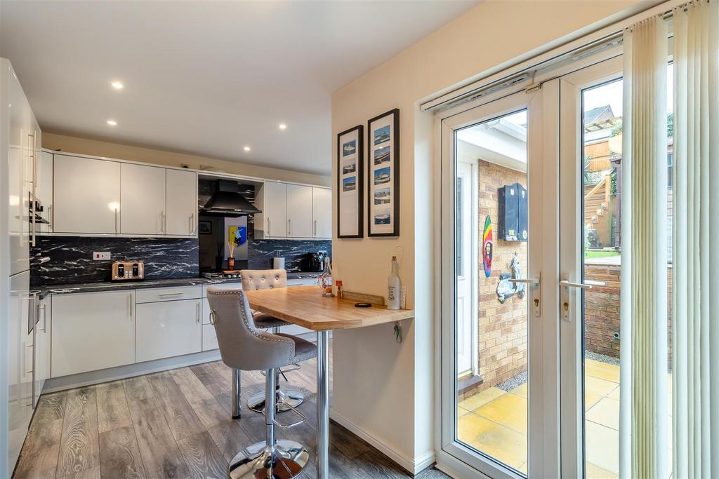 8625359-interior29.jpg