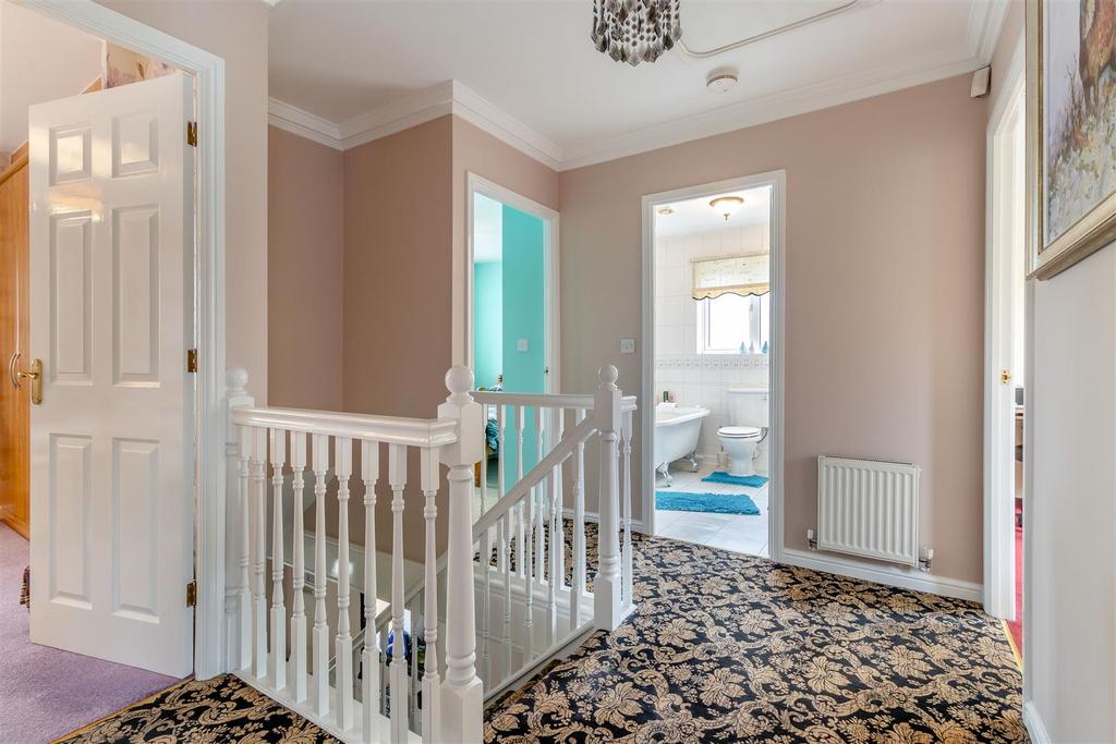 8625359-interior09.jpg