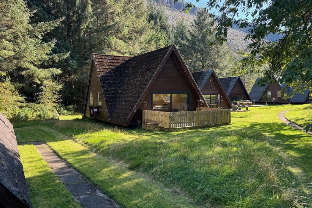 Spean Bridge, Scottish Highlands PH34 3 bed chalet for sale £72,000