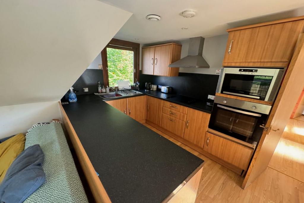 Spean Bridge, Scottish Highlands PH34 3 bed chalet for sale £72,000