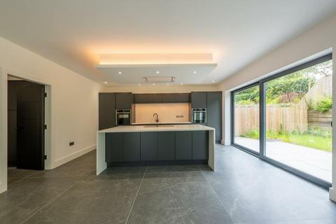 undefined, Blackwood Close, West Byfleet