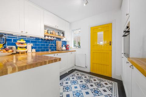 2 Trelawn Road, London, SW2 1DJ