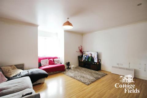 2 bedroom apartment for sale, Blackwell Close, Winchmore Hill, N21 - Priced to Sell