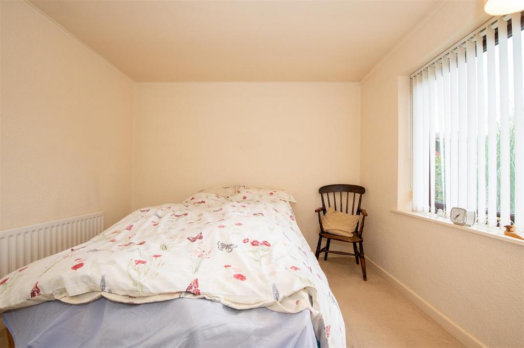 4 Dunley Gardens internal-6.JPG