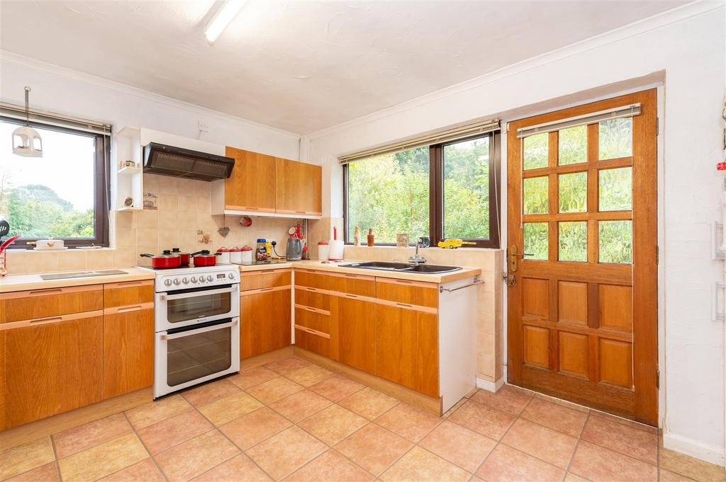 4 Dunley Gardens internal-11.JPG