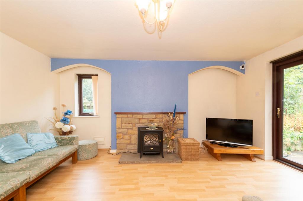 4 Dunley Gardens internal-9.JPG