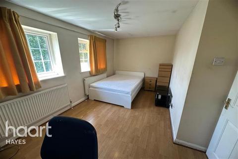 1 bedroom in a house share to rent, Lime Grove