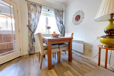 2 bedroom apartment for sale, Mitton Lodge, Stourport-On-Severn