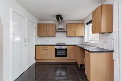 3 bedroom terraced house for sale, Highview, Vigo Gravesend DA13