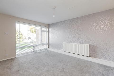 3 bedroom terraced house for sale, Highview, Vigo Gravesend DA13