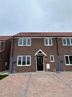 4 bedroom terraced house to rent, Staynor Hall, Selby, Y08