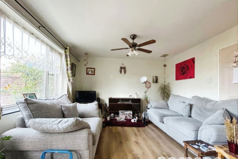 3 bedroom terraced house for sale, Bermuda Close, Basingstoke, Hampshire