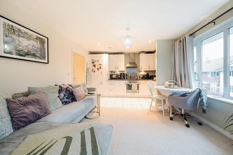 1 bedroom apartment for sale, Wren Lane, Ruislip, Middlesex