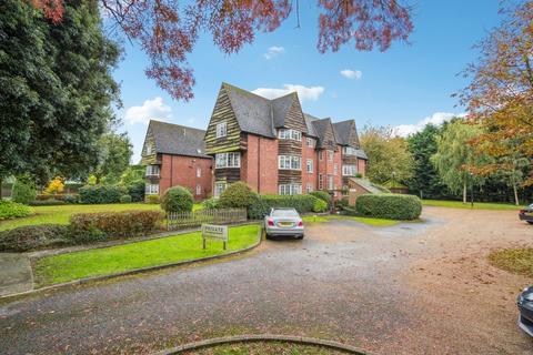 1 bedroom apartment for sale, Heath House, Ickenham, UB10