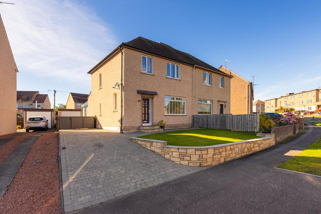 Waverley Crescent, Bonnyrigg EH19 3 bed semidetached villa for sale