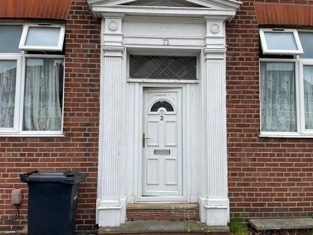 71-commonside-brierley-hill-1-bed-flat-650-pcm-150-pw