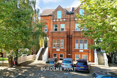 2 bedroom apartment for sale, Hermon Hill, Wanstead E11