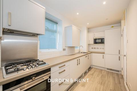 2 bedroom apartment for sale, Hermon Hill, Wanstead E11