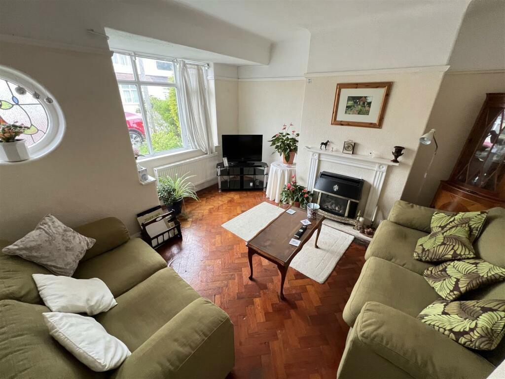 Oaklands Drive, Heswall, Wirral... 3 bed semidetached house for sale