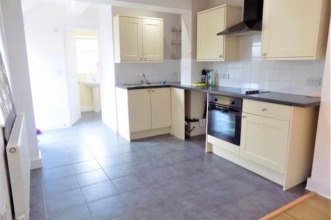 2 bedroom maisonette to rent, St. Michaels Road, Aldershot GU12