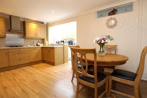 3 bedroom terraced house for sale, Druids Green, Cowbridge, Vale of Glamorgan, CF71 7BP