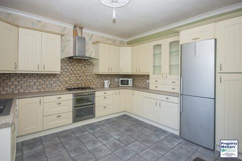 12 Drygatehead, Newmilns, KA16 9EQ