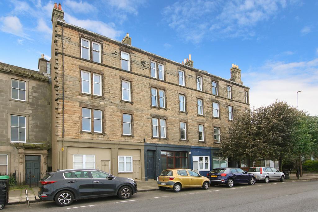27/5 Trinity Crescent, Edinburgh, EH5... 2 bed flat for sale £310,000