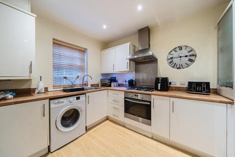 3 bedroom end of terrace house for sale, Dickinson Walk, Beverley, East Riding of Yorkshi, HU17