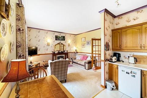 2 bedroom flat for sale, 2/4, 49 Combie Street, Oban, Argyll, PA34 4HS, Oban PA34