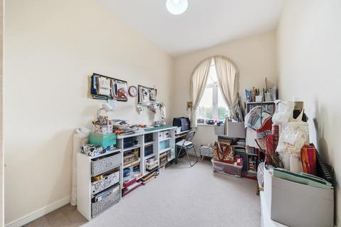 2 bedroom flat for sale, Churchward,  Swindon,  Wiltshire,  SN2