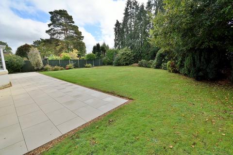 4 bedroom detached house for sale, Chine Walk, West Parley, Ferndown, BH22