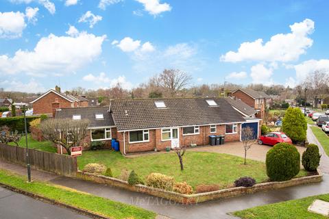 5 bedroom detached house for sale, Woodlands Close, Crawley RH10