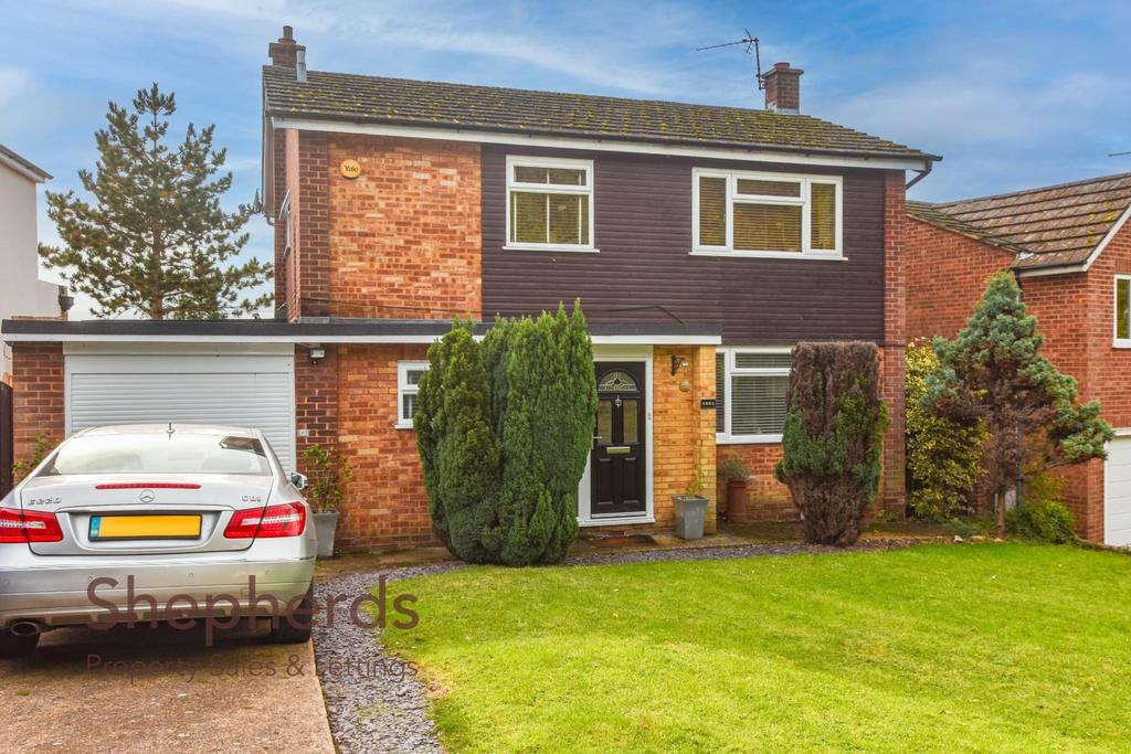 Maplecroft Lane, Nazeing EN9 3 bed detached house for sale £649,950