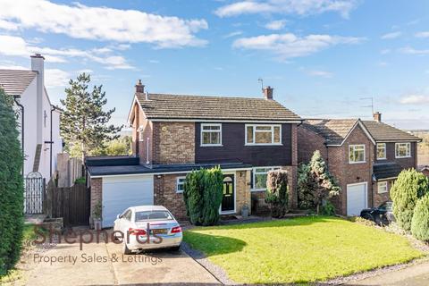 3 bedroom detached house for sale, Maplecroft Lane, Nazeing EN9