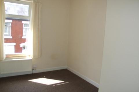 3 bedroom terraced house to rent, Clyde Street, Preston PR2