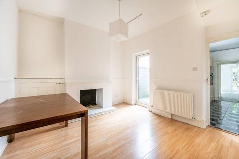 4 bedroom terraced house to rent, BELGRAVE ROAD, Walthamstow, London, E17