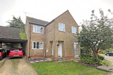 3 bedroom semi-detached house for sale, Dawson Close, Peterborough PE6