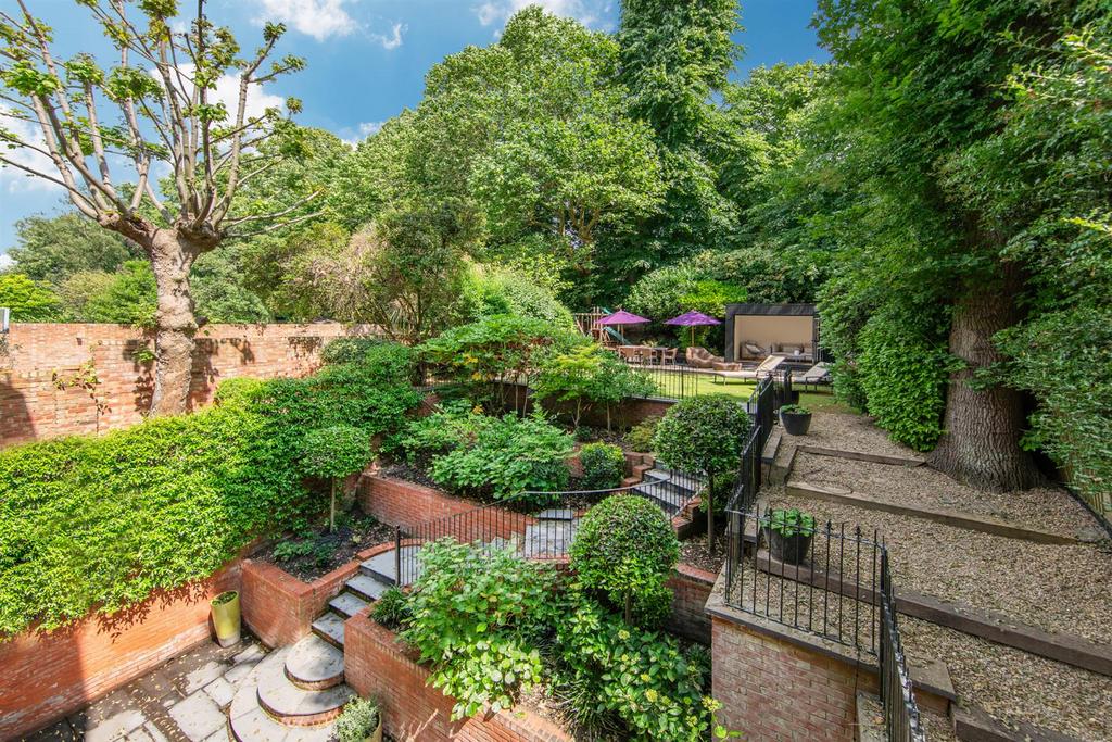 Bracknell Gardens, London 3 bed flat for sale £2,625,000