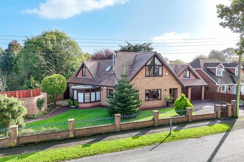 5 bedroom detached house for sale, Avenue Road, Walkford, Christchurch, BH23