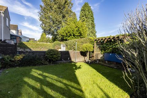 3 bedroom semi-detached house for sale, Vincent Crescent, Chesterfield